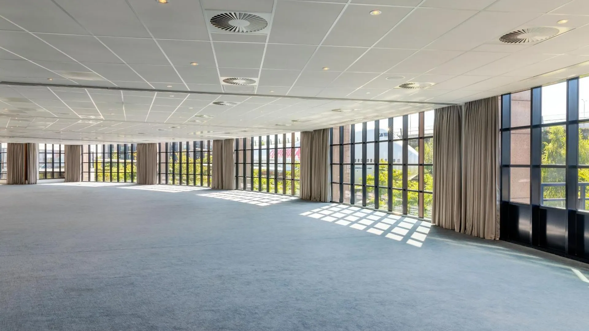 Corendon Amsterdam Schiphol Airport, A Tribute Portfolio Hotel Badhoevedorp